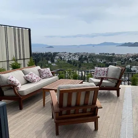 Bodrum Kadikalesi Oezel Havuzlu 5+1 Kiralik Villa Вилла