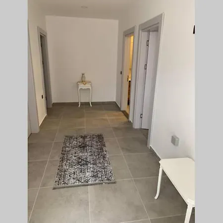 Bodrum Kadikalesi Oezel Havuzlu 5+1 Kiralik Villa