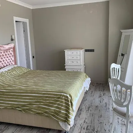 Vila Bodrum Kadikalesi Oezel Havuzlu 5+1 Kiralik Villa
